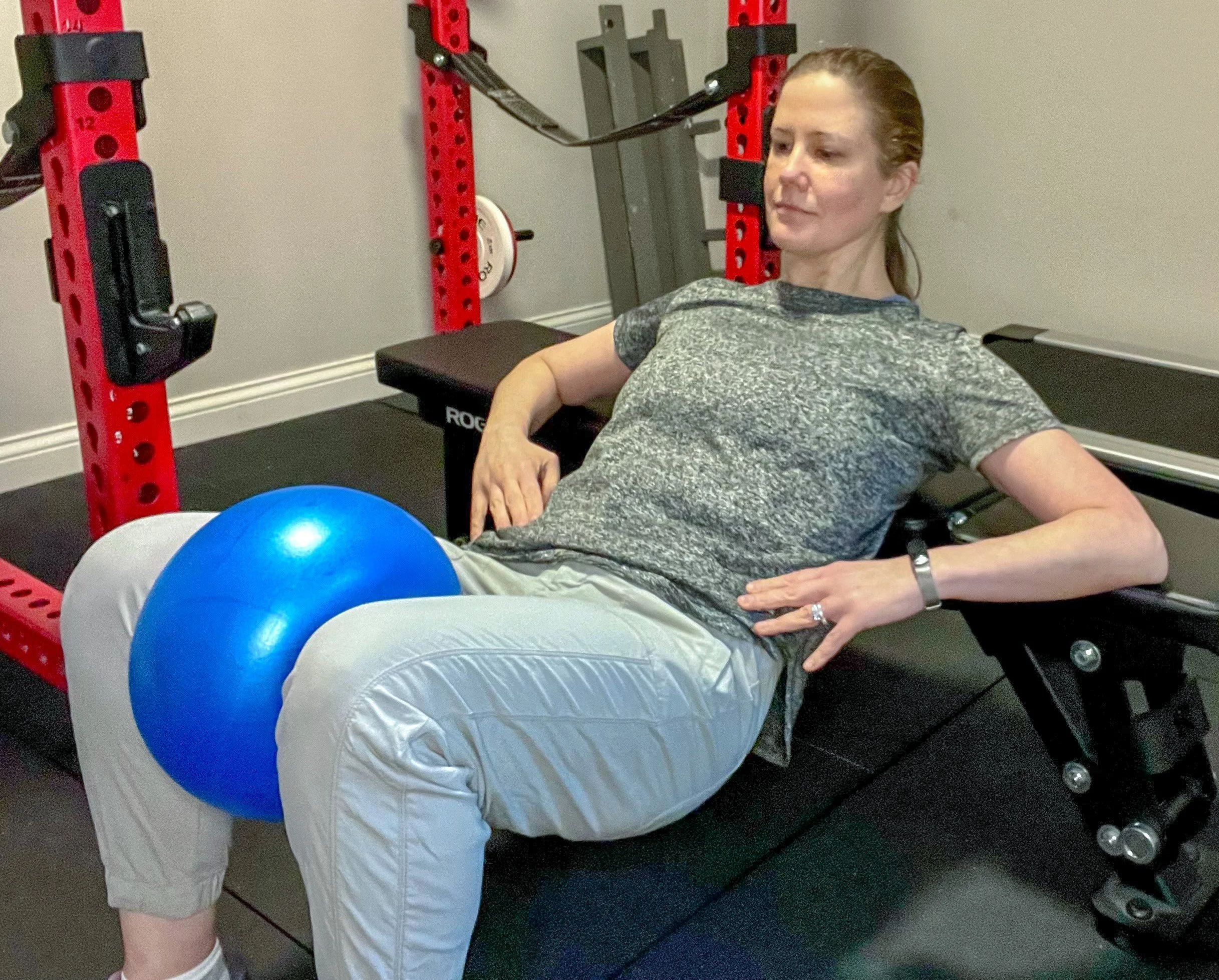 Hip thrusts with ball